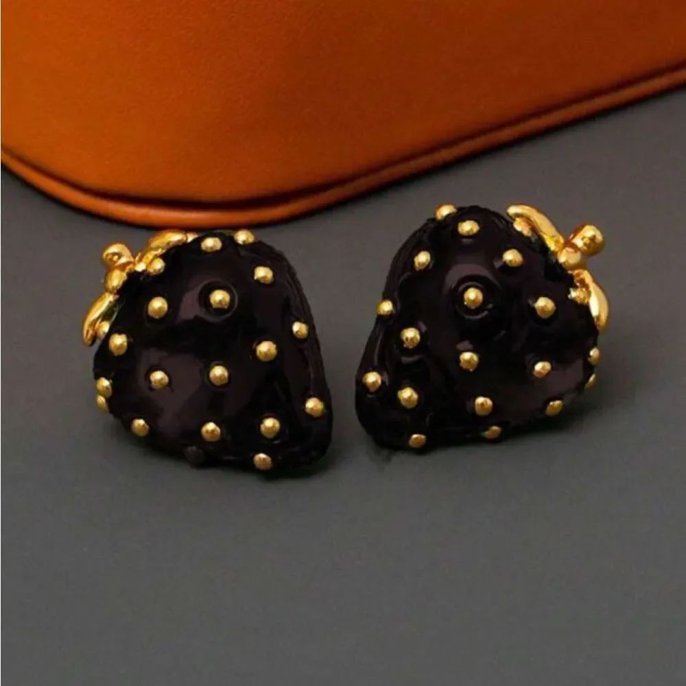 Strawberry Earrings #1758